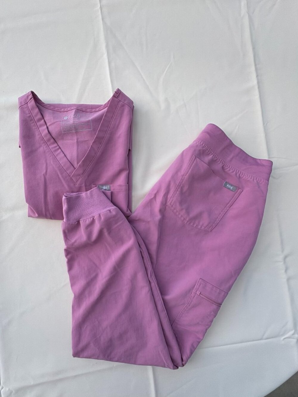 Figs Scrub Set in Chalk Pink